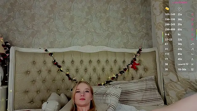 Emma_Frosty webcam