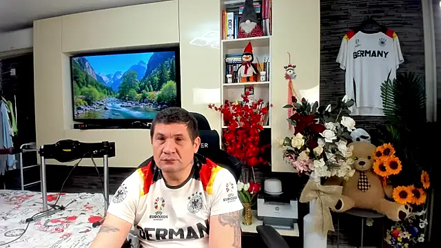 spartacusdaddy48 (Ask my age) - Cum Show + surprise with my ass