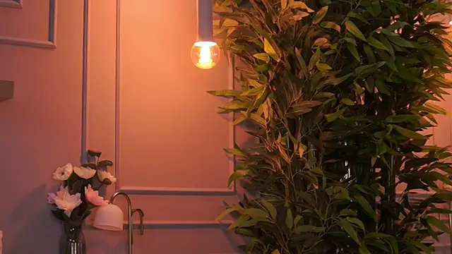 ravennadarcy (F young) - domi inside pussy