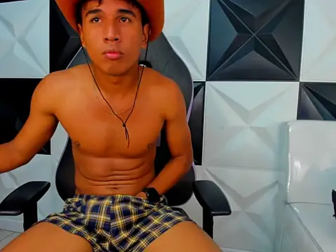 Damondark webcam