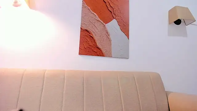 Aminaa_Kaarim webcam