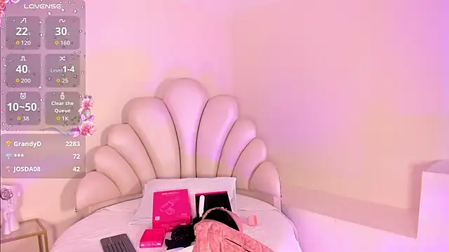 SelenaRogers webcam