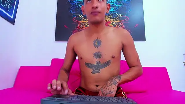 Kleyn_black webcam