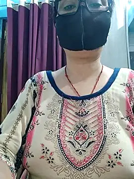 Aishwaryaa_69 webcam