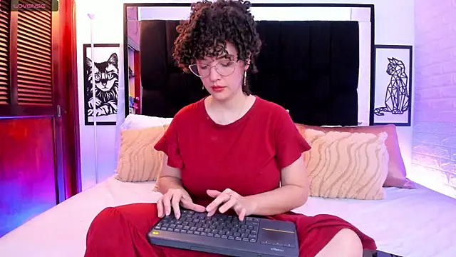 Isabella_Flores webcam