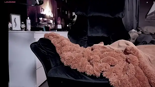bambitatted webcam
