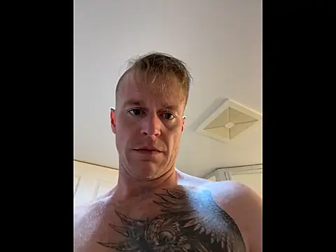 DILFiGuess1 webcam