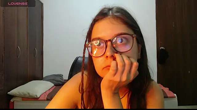 MadieeLorez webcam