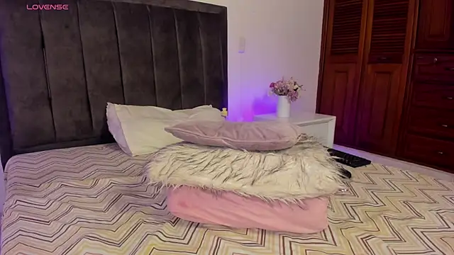Melanie_hillz webcam