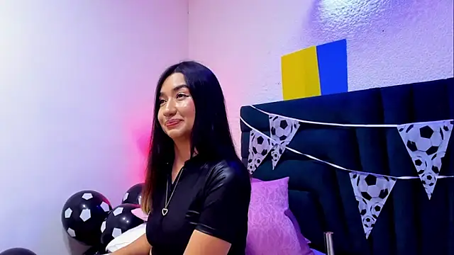 VictoriaRouge_ webcam