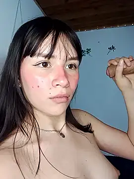 MikasaxX_ webcam