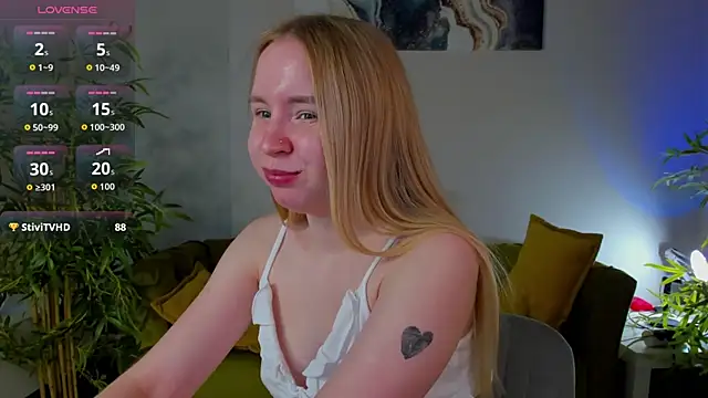 Linda__Bloom webcam