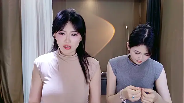 Banana-Milk69 webcam