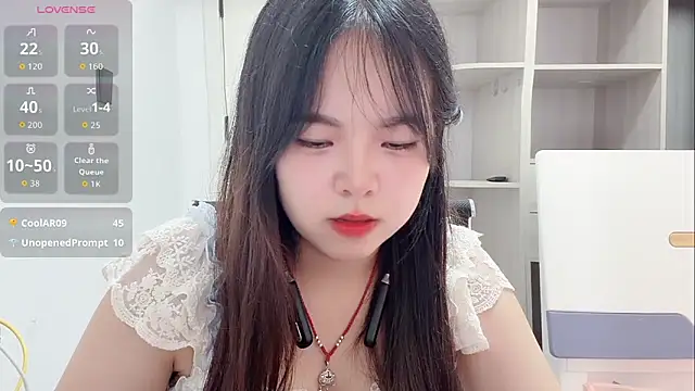 hellokiki99 webcam