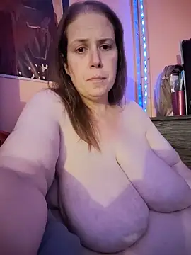 023thickandjuicy07 (G milf) - Ride Dildo