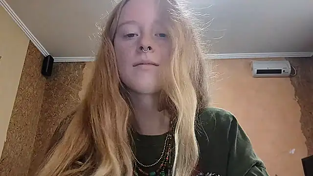 KateVibe_01 webcam
