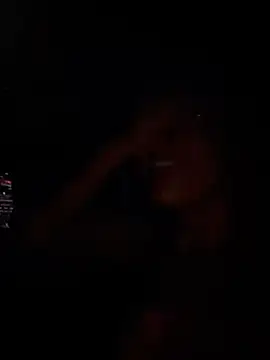 i_am_sophie_ (Ask my age) - PLAY DILDO CLOSE UP !! Shh People Near