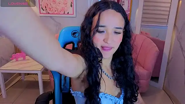bella_vibess_s live cam preview on Stripchat