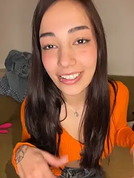 sweetaddictionbyThy webcam