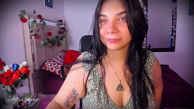 victoriaasaenz_ webcam