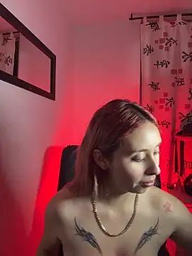 Sophia_LuxxX webcam