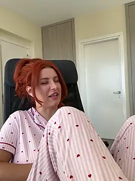 RoxxyDallas live sex cam