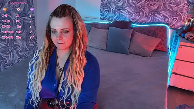 Miss_Maya_Mils webcam
