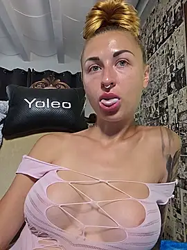 kylie_blck webcam