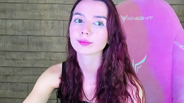 VanessaVienne live cam on StripChat