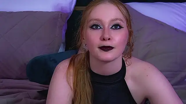 AgataFoxley webcam