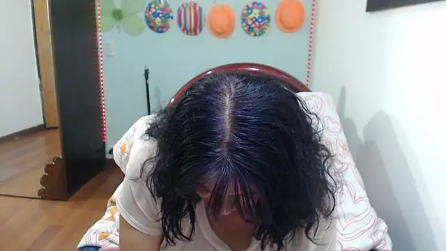 sexytitshot126 webcam