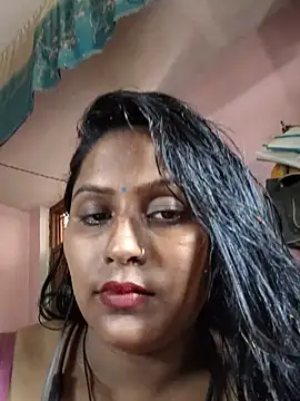 Jasmine_Januja webcam