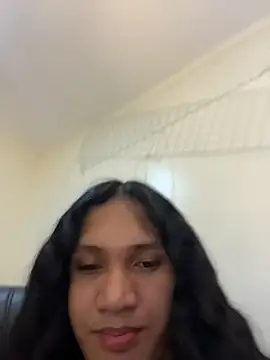 slutty_aki webcam