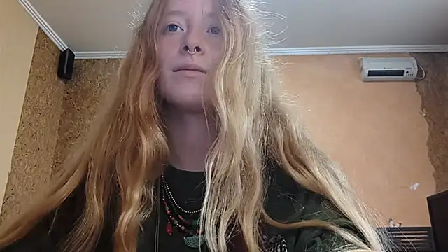 KateVibe_01 webcam