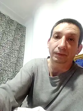 Pacobakan042 live cam on StripChat