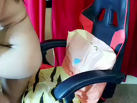 lovelyxmorena webcam
