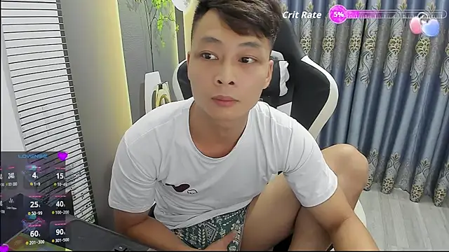 Naughty___asian webcam