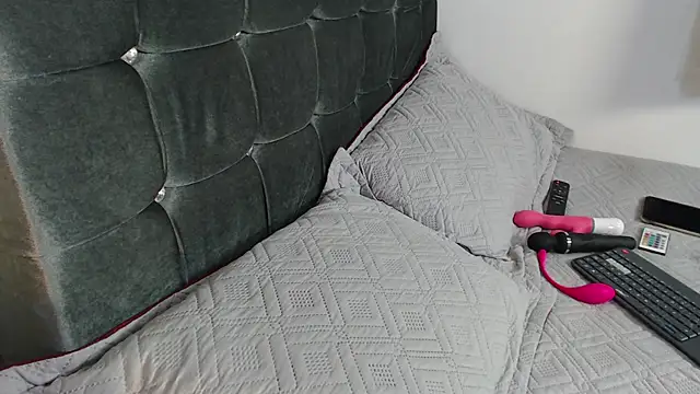 Antonella_Cruz02 webcam