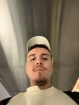 adam-rivera webcam