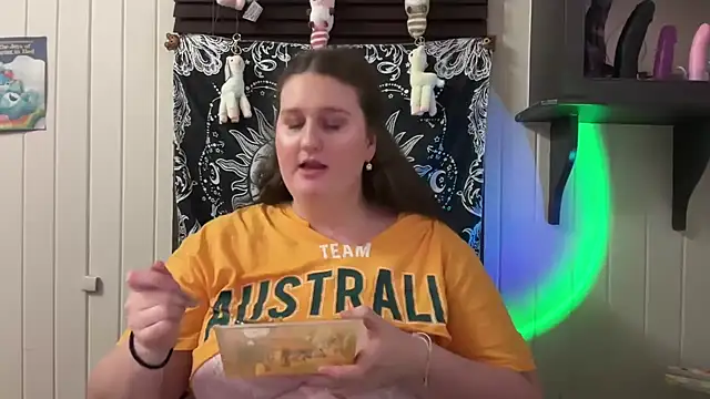 xopeachybaby