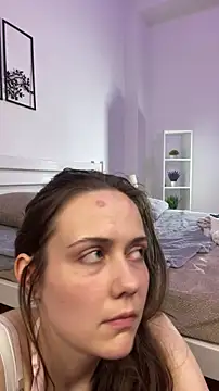 MalvinaTrafford webcam