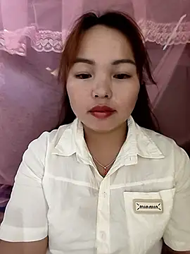 Mina_xYx webcam