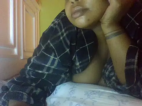 sexychubby22 webcam