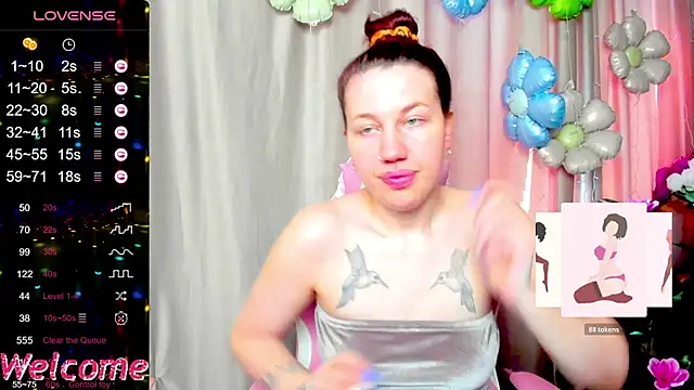 Arya_Curves webcam