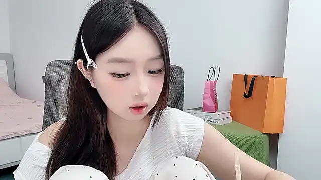 Yoyo33355 webcam