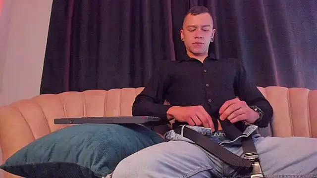 Tayler_millers_ webcam