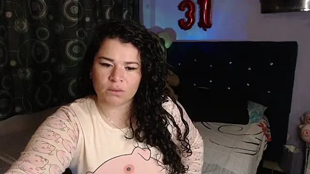 ANGELIQUE_KLANE webcam