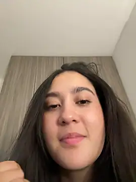 Nina_lovi webcam
