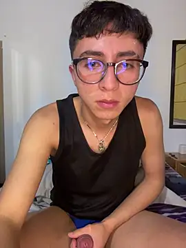 CamiRojas_boy webcam