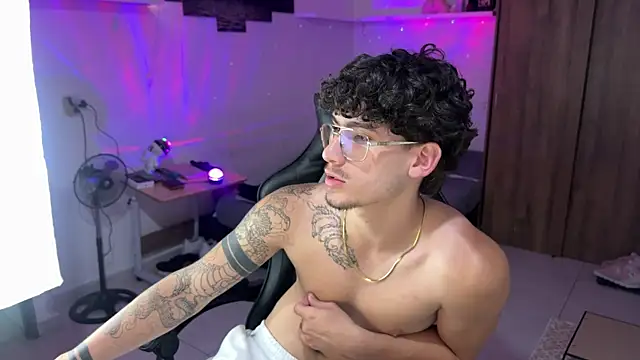 Kisan_Smith live sex cam